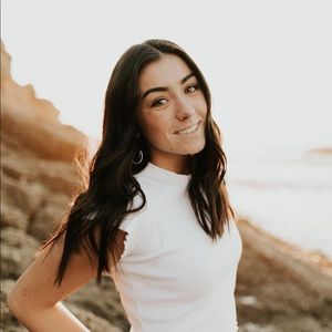 Meet your Posher, Lily